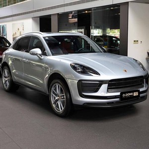 Auto Usado Porsche <span class=keywords><strong>Macan</strong></span> 2.0T 2024, Gasolina, Tracción en las Cuatro Ruedas, Bajo Kilometraje, SUV de Lujo de Segunda Mano, Cámara, Techo Panorámico, Asientos de Cuero, Volante a la Izquierda - Product Image 1