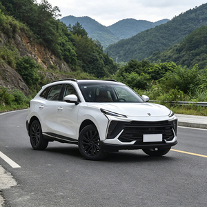 Dongfeng Forthing T5 HEV SUV Elettrica Ibrida ad Alte Prestazioni di Fabbrica Hatchback 4x4 con Guida a Sinistra - Product Image 1