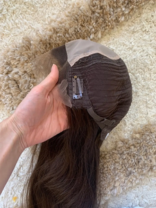 Perruque juive HD Lace Top en cheveux européens de qualité supérieure à nœud unique brune avec mèches <span class=keywords><strong>caramel</strong></span> perruque Lace Front de <span class=keywords><strong>couleur</strong></span> avec doublure en soie - Product Image 2