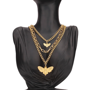 Collar de Calavera de Polilla de Moda Europea y Americana, Cadena Multicapa de Aleación de Zinc, Joyería Unisex para Fiestas - Product Image 1