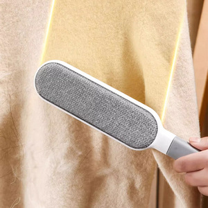 Brosse anti-peluches électrostatique portable pour vêtements en laine, élimination des poils, gris - Product Image 1