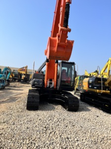 HITACHI เครื่องขุด200มือสอง HITACHI เครื่องขุด ZX200 20ตัน HITACHI สภาพดี - Product Image 3