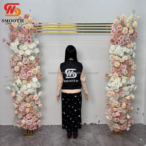 ผ้าคาดโต๊ะดอกไม้ประดิษฐ์ฤดูใบไม้ผลิเรียบงานแฮนด์เมดสำหรับงานแต่งงานและงานรับปริญญาสำหรับตกแต่งในโอกาสและพื้นหลัง - Product Image 1