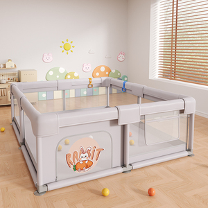 Parque de juegos plegable para bebés con puerta de seguridad, columpio y tobogán - Corralito portátil para interiores y exteriores para que los niños pequeños aprendan y gateen - Product Image 1