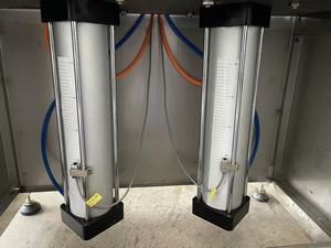 Relleno líquido Digital de pistón neumático para detergente para ropa, champú, máquina de llenado de alta eficiencia y alta precisión, bolsas, viales - Product Image 2