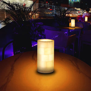 Lámpara de Mesa Recargable de Alabastro, Luces <span class=keywords><strong>LED</strong></span> RGBW Inalámbricas con Control Remoto, Lámpara de Mesa Recargable para Restaurantes, 4000 mAh - Product Image 6