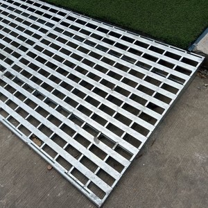 Construcción de diseño moderno usando - Product Image 5