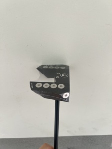<span class=keywords><strong>Prix</strong></span> d'usine 2025 Nouveau design Fraisage CNC Placage Unisexe Putter de <span class=keywords><strong>golf</strong></span> pour droitier à résistance nulle - Product Image 3