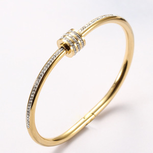 Bracelet en diamant or rose 65 mm, taille brillant ronde, unisexe, à porter au quotidien - Product Image 2