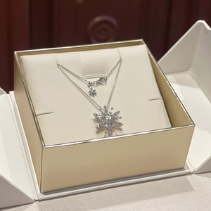 S925 Pure Silver Snowflake Zircon Necklace High-End Japanese <b>Frozen</b> Water Droplet Collarbone Chain Luxury Niche Crystal Necklace - Product Image 4