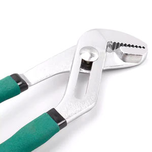 <span class=keywords><strong>Pince</strong></span> à <span class=keywords><strong>sertir</strong></span> manuelle en acier allié pour tuyaux de pompe à eau de 10 et 12 pouces, système de mesure métrique pour plomberie de salle de bain DIY, vente en gros - Product Image 3