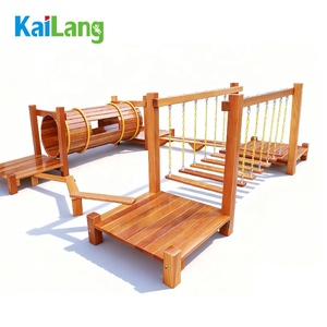 Offre Spéciale : Ensemble d'équipements de divertissement personnalisés pour aire de jeux extérieure, avec structure d'escalade en bois et <span class=keywords><strong>poutre</strong></span> d'équilibre combinée - Product Image 1