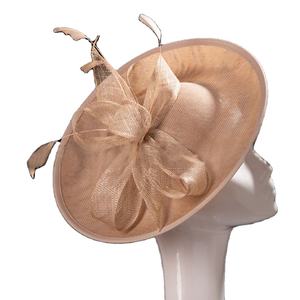 قبعة حفلات نسائية رائعة من Stock Derby قبعات زفاف عصرية شبيهة بأشكال السيناما - Product Image 3