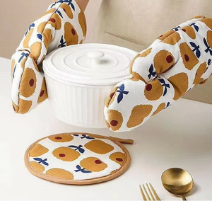 <span class=keywords><strong>Gant</strong></span> de cuisine en coton imprimé clair <span class=keywords><strong>gant</strong></span> de cuisine gants de four résistants à la chaleur - Product Image 6