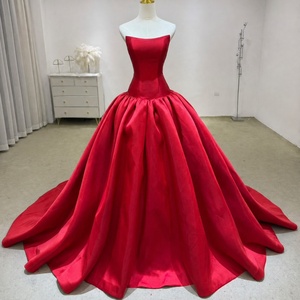 Lsjj163 Magnifique Robe de Bal Rouge Sans Bretelles Minimaliste en Satin avec Traîne pour Quinceañera et Fête des 16 Ans Jancember - Product Image 1