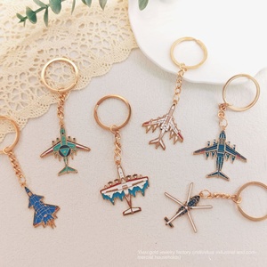 Nouveau porte-clés pendentif avion de dessin animé, modèle d'avion de chasse en alliage de zinc pour la Fête <span class=keywords><strong>Nationale</strong></span>, modèle spatial pour spectacle aérien, 6k, pour sac à dos, en stock - Product Image 2