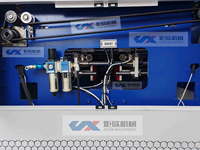 Machine d'emballage automatique de boîtes rigides à haute efficacité JX-600A avec ajustement du moule pour la formation de contenants d'emballage