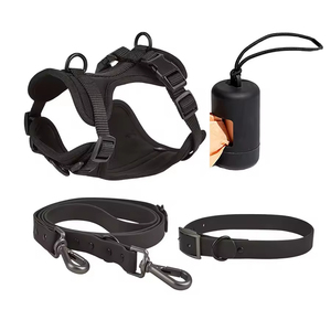 Colliers et laisses pour animaux de compagnie imperméables et réglables en vente flash, collier de luxe pour chien, harnais pour chien personnalisés - Product Image 2