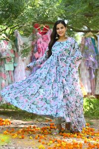 GEORGETTE LOURDE AVEC PARAPLUIE 7 MTR FLAIR ROBE ENTIÈREMENT COUSE POUR FEMMES ET FILLES DU FABRICANT INDIEN AU PRIX DE GROS - Product Image 2