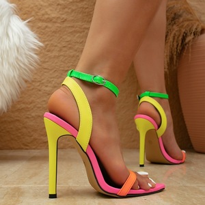 Moda estiva di lusso nuovo arrivo di colore misto a punta <span class=keywords><strong>Sexy</strong></span> con cinturino alla caviglia scarpe da donna <span class=keywords><strong>Sexy</strong></span> tacchi alti sandali con tacco per donna - Product Image 4
