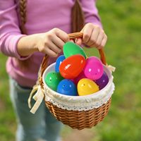 Œufs en plastique vides, colorés et remplissables pour la chasse aux œufs de Pâques, fête de vacances