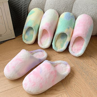 Nouvelles pantoufles d'hiver chaudes en peluche avec dégradé, semelle souple antidérapante en TPR, légères, grandes tailles pour femmes adultes
