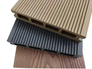 Gaufrage 3D d'une terrasse creuse en WPC Revêtement de sol extérieur en bois composite grain de bois