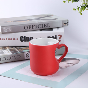 Venta al por mayor de Taza de cerámica de sublimación mate personalizada 11oz taza de sublimación que cambia de color - Product Image 2