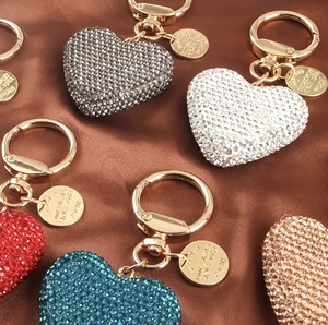 Accesorios <span class=keywords><strong>de</strong></span> llavero <span class=keywords><strong>de</strong></span> mujer con diamantes <span class=keywords><strong>de</strong></span> imitación Venta caliente llaveros para coches Venta al por mayor llavero Bling - Product Image 5