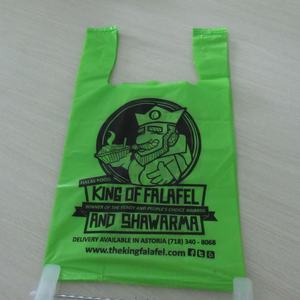 Sacs en plastique pour t-shirts, en matériau recyclé, avec soufflet latéral, poignée de type gilet, impression personnalisée, durables, vente en gros - Product Image 5