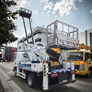 Plate-forme de travail élévatrice 120HP LightTruck Plate-forme aérienne <span class=keywords><strong>15m</strong></span> Gamme de travail Vente chaude - Product Image 1