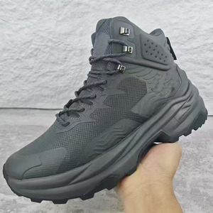 DFA01 Nouveau design, 4 saisons, baskets noires personnalisées à coupe mi-haute, chaussures de randonnée légères et confortables - Product Image 4