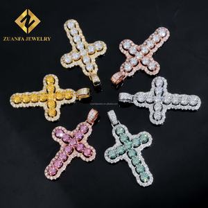 Nuevo Producto: Collar con Colgante de Cruz de Diamantes de Plata 925 con Incrustaciones de Moissanita Colorida, Certificado GRA, Estilo Hip Hop - Product Image 1