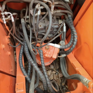 รถขุดตีนตะขาบไฮดรอลิก Doosan Dh150 มือสอง ขนาดใหญ่ 15 ตัน ผลิตในเกาหลี ได้รับการรับรองมาตรฐาน CE พร้อมอุปกรณ์ตักดินสำหรับงานก่อสร้าง - Product Image 6