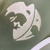 Accessoires de camping, tapis de plage imperméable avec logo personnalisé, couleur unie vert armée, couverture de pique-nique avec sangle de transport pour voyage, cadeau
