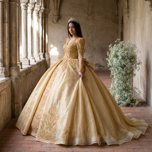 Robe de bal de Quinceañera moderne dorée, longueur ras du sol, décolleté cœur, appliques, dentelle à sequins, perles, traîne chapelle, dos nu, soirée - Product Image 1