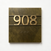 Plaque de numéro de suite d'hôtel sur mesure en laiton antique avec Braille en relief, identificateur mural de couloir, signalétique de porte pour l'hôtellerie, fournisseur de kits