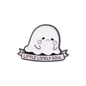 Spille in smalto nero con lettera fantasma Punk - Product Image 4