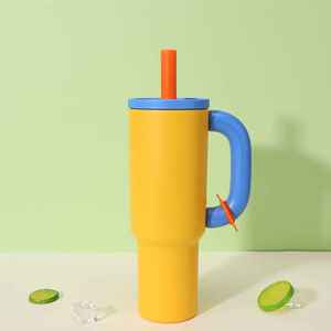 <b>Large</b>-capacity 40oz Modern Stainless Steel Vacuum Car Water Bottle with Handle Leak-Proof Thermal Insulation - Product Image 6