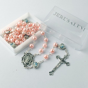 Cuentas <span class=keywords><strong>de</strong></span> perlas rosas <span class=keywords><strong>de</strong></span> 6mm con corazón, cuentas <span class=keywords><strong>de</strong></span> Metal <span class=keywords><strong>DE</strong></span> LA <span class=keywords><strong>Virgen</strong></span> María, Rosario católico con caja rectangular <span class=keywords><strong>de</strong></span> plástico con estampado <span class=keywords><strong>de</strong></span> Jerusalén - Product Image 4