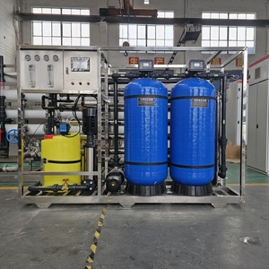 Système de purification d'eau moderne 3000L/H, système compact de traitement par osmose inverse, machine de traitement de l'eau - Product Image 1