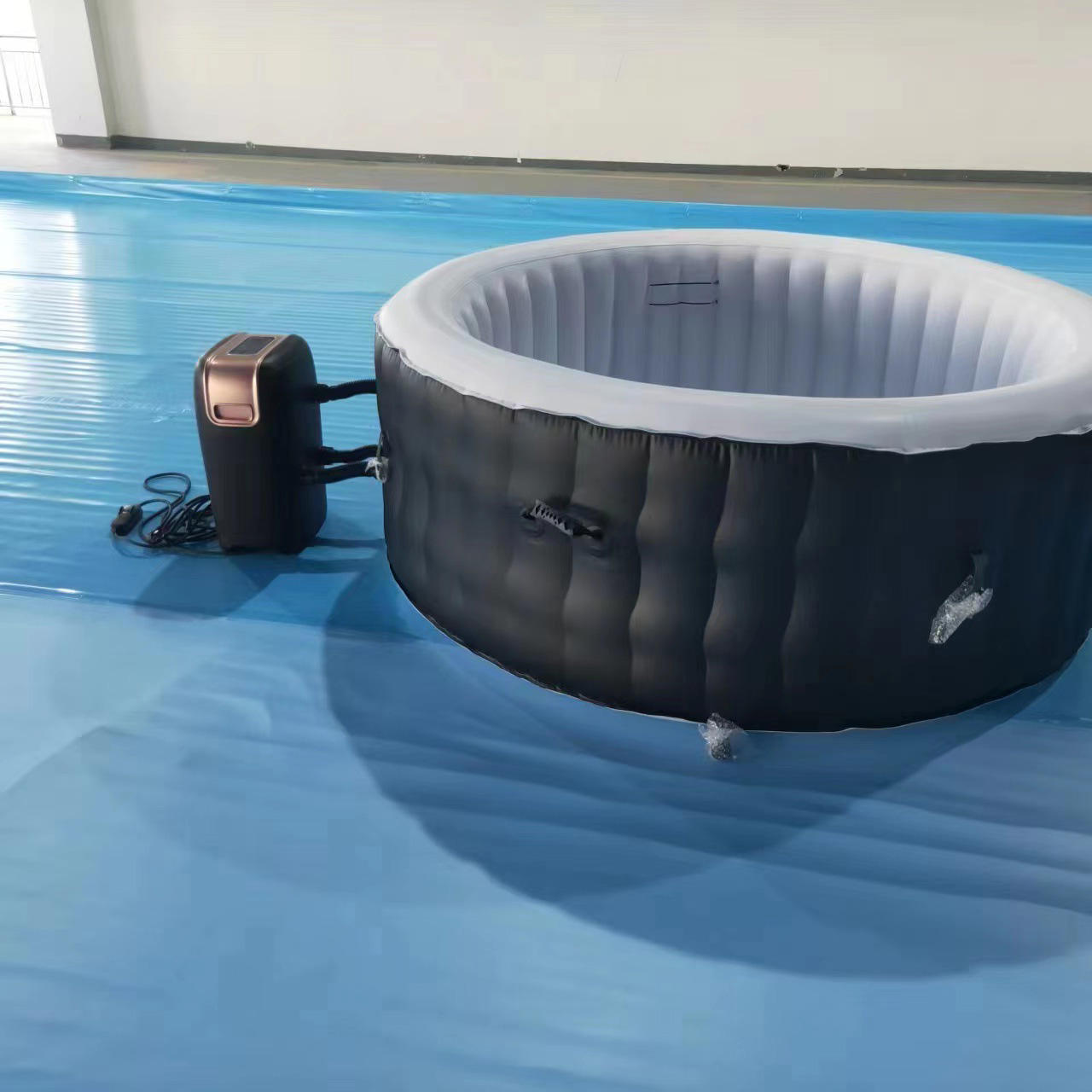 Rond Bleu avec Pompe