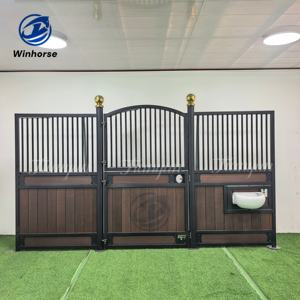 Paneles de establo de <span class=keywords><strong>caballos</strong></span> prefabricados modernos, Marco recubierto de polvo, frentes de caja de establo de <span class=keywords><strong>caballos</strong></span> modulares duraderos de bambú para graneros ecuestres - Product Image 2