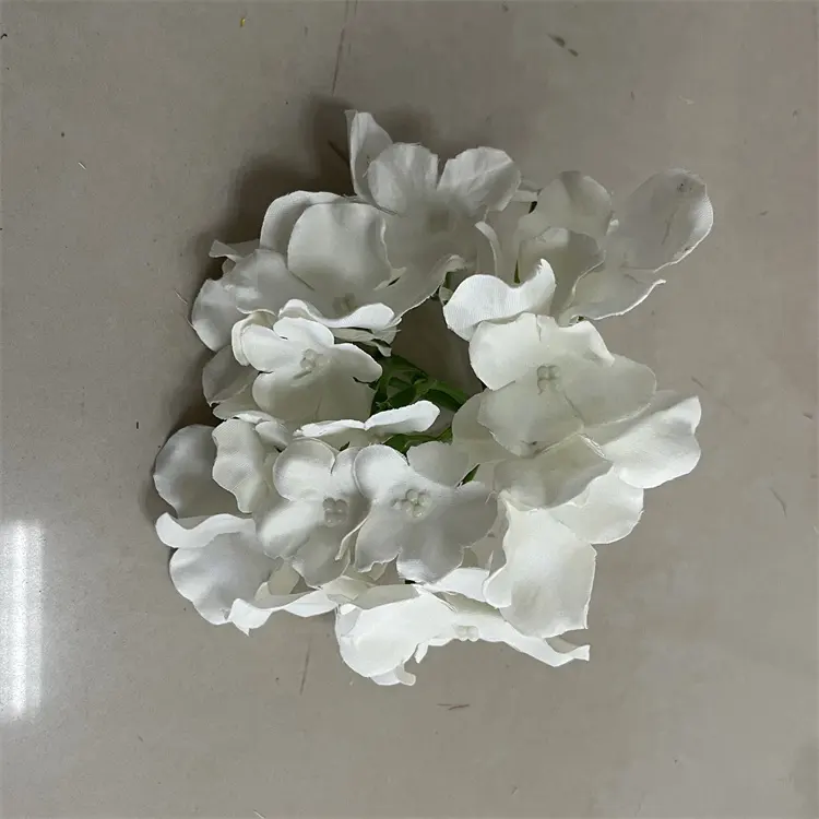 Factory Direct Sale Wedding Decoration New Product Artificial Hydrangea Heads Amazon Best-selling Silk Hydrangea Flower Head