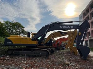 Excavadora EC360BL de Segunda Mano en Buen Estado, Válvulas Hidráulicas Kawasaki, Peso Operativo de 38 Toneladas, Capacidad de Cucharón de 3m - Product Image 2