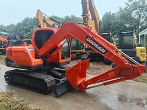 Excavatrice Doosan DX75 d'occasion, fabriquée en Corée, 85% neuve - Product Image 3