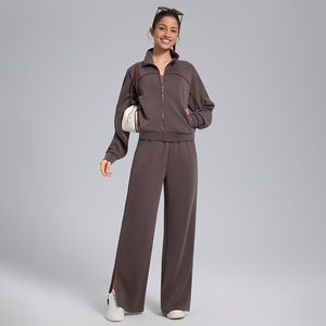 Ensemble de survêtement décontracté pour femmes, veste zippée en modal à couche d'air et pantalon large fendu, idéal pour l'entraînement en extérieur et le yoga - Product Image 4