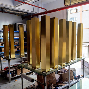 Centre <span class=keywords><strong>de</strong></span> table doré pour mariage, <span class=keywords><strong>trompette</strong></span> haute en acrylique, support à fleurs pour événements <span class=keywords><strong>de</strong></span> mariage, dîner, fête <span class=keywords><strong>de</strong></span> Noël - Product Image 1