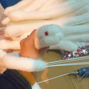 Venta al por mayor TikTok Venta caliente enredado pequeña serpiente animales de peluche juguetes decoración del hogar creativo y divertido muñeco de peluche regalo de cumpleaños - Product Image 5