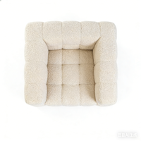 Fauteuil d'appoint Chesterfield moderne en bouclette blanc crème, capitonné carré, avec pieds en bois, pour salon, chambre ou hôtel